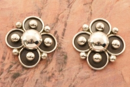 Sterling Silver Clover Design Post Earrings by Navajo Artist Artie Yellowhorse